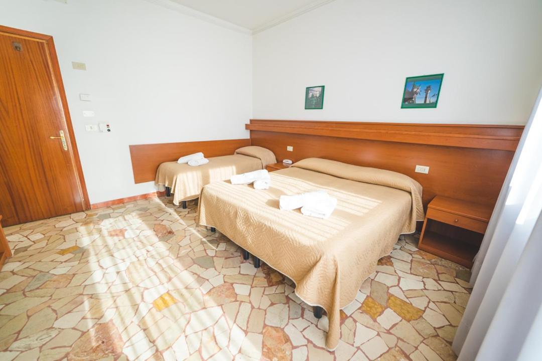 Hotel Grand Prix Sottomarina Ngoại thất bức ảnh