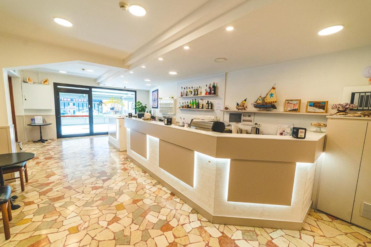 Hotel Grand Prix Sottomarina Ngoại thất bức ảnh